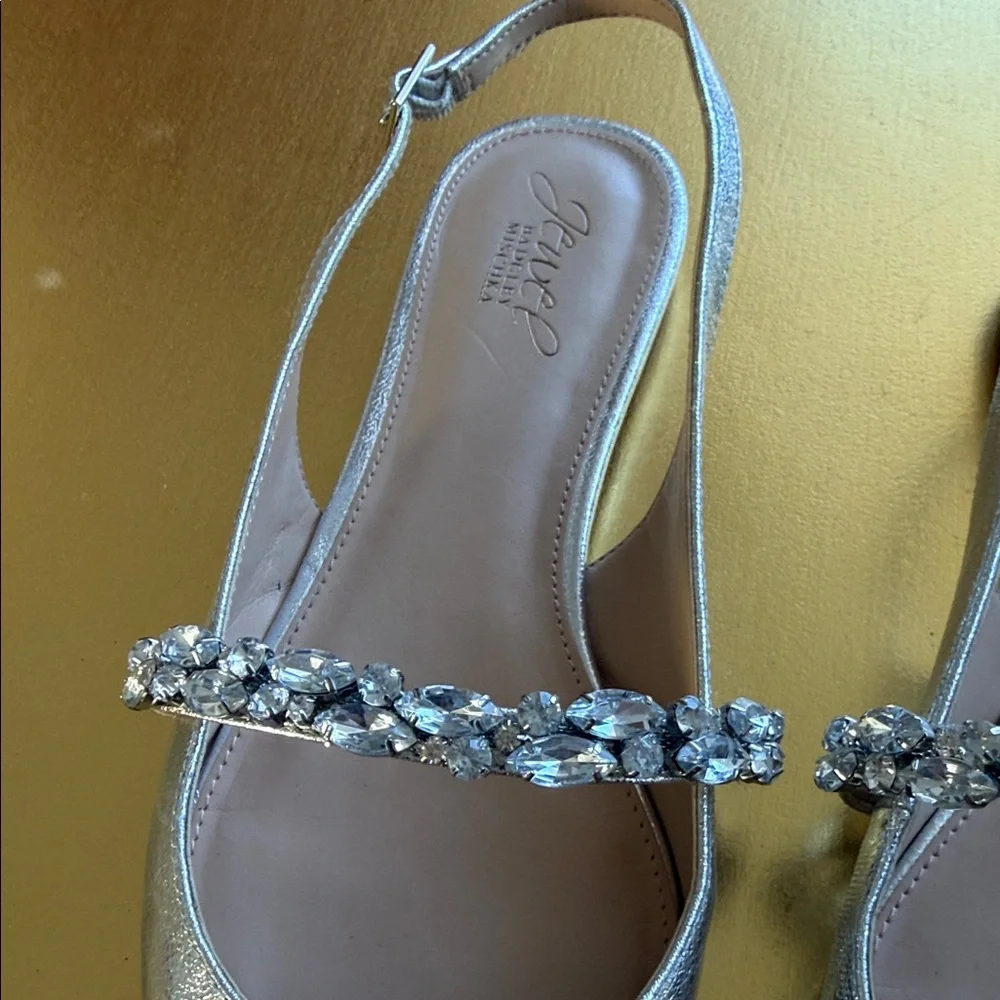 Jewel Badgley Mischka Silver Pointed Toe Jeweled Slingback Flats